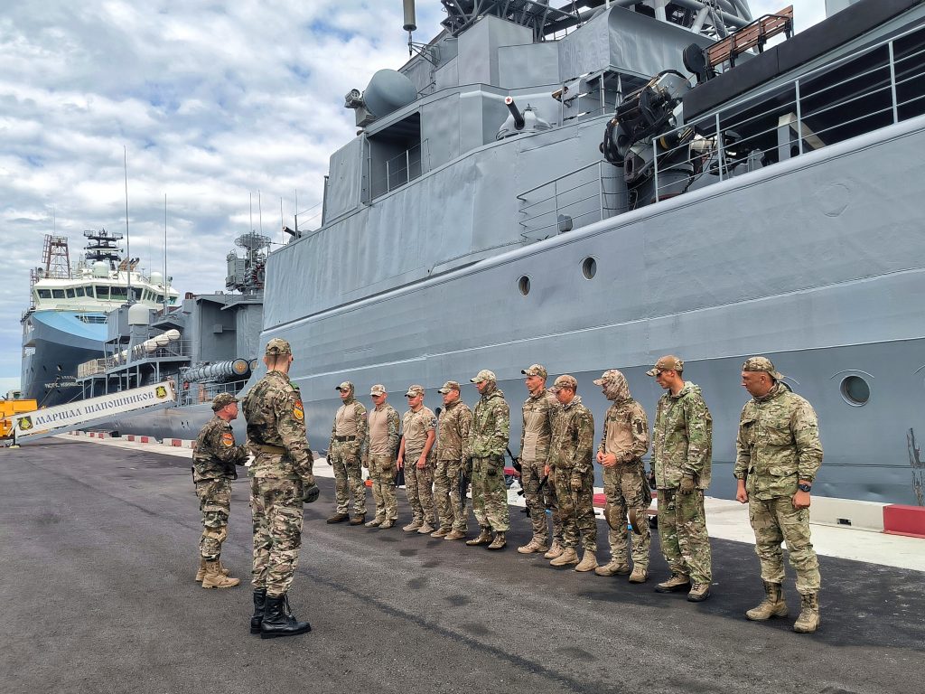 Мастер-класс по самообороне для экипажей российских военных кораблей